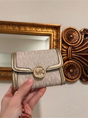 Michael Kors gold walllet